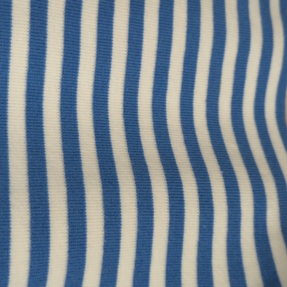 Sweater - Picture 2 of 4